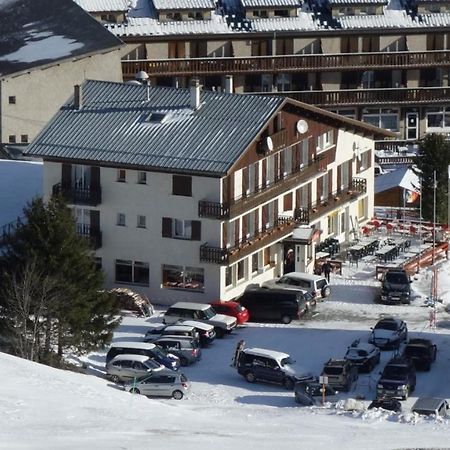 Hotel Les Gentianes La Morte Екстер'єр фото